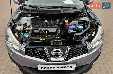 Позашляховик / Кросовер Nissan Qashqai 2011 в 
