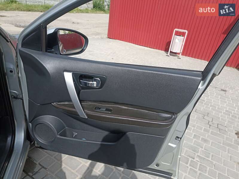 Внедорожник / Кроссовер Nissan Qashqai 2007 в Каменке-Бугской фото 27 Внедорожник / Кроссовер Nissan Qashqai 2007 в Каменке-Бугской