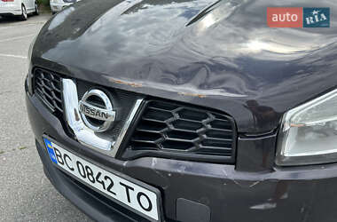 Внедорожник / Кроссовер Nissan Qashqai 2010 в 