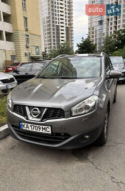 Внедорожник / Кроссовер Nissan Qashqai 2011 в Киеве