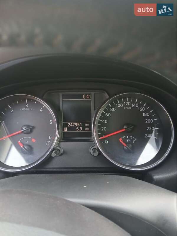 Внедорожник / Кроссовер Nissan Qashqai 2011 в Каменском фото 11 Внедорожник / Кроссовер Nissan Qashqai 2011 в Каменском