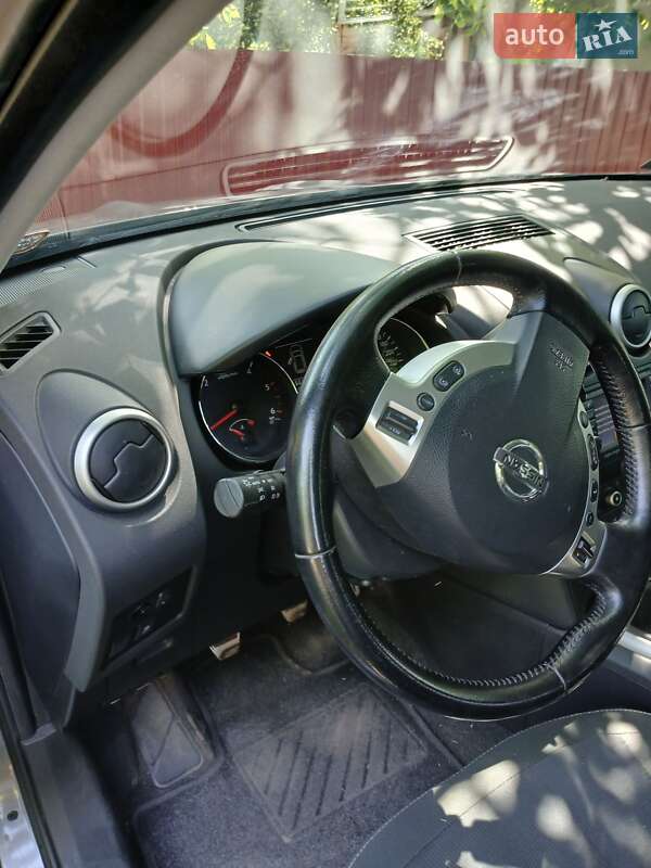 Внедорожник / Кроссовер Nissan Qashqai 2011 в Хмельницком