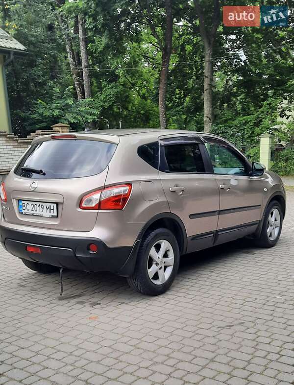 Внедорожник / Кроссовер Nissan Qashqai 2012 в Львове