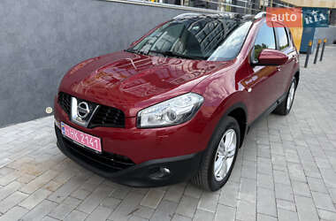 Позашляховик / Кросовер Nissan Qashqai 2012 в Луцьку
