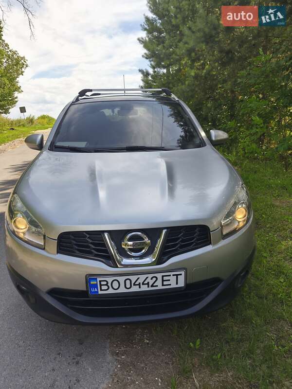 Позашляховик / Кросовер Nissan Qashqai 2010 в Тернополі
