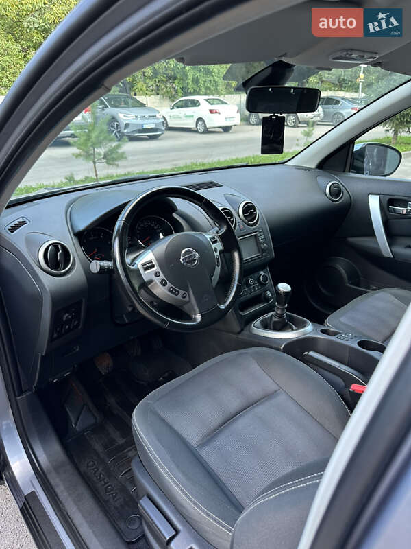 Позашляховик / Кросовер Nissan Qashqai 2012 в Рівному
