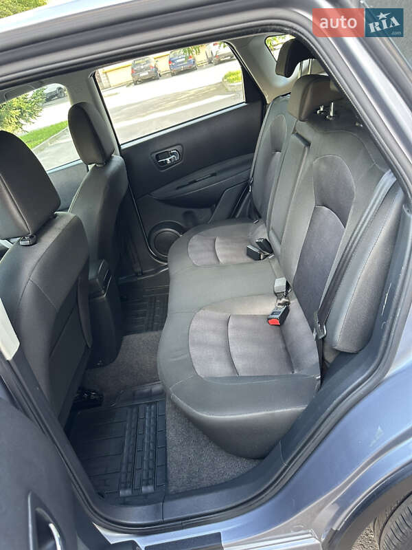 Позашляховик / Кросовер Nissan Qashqai 2012 в Рівному