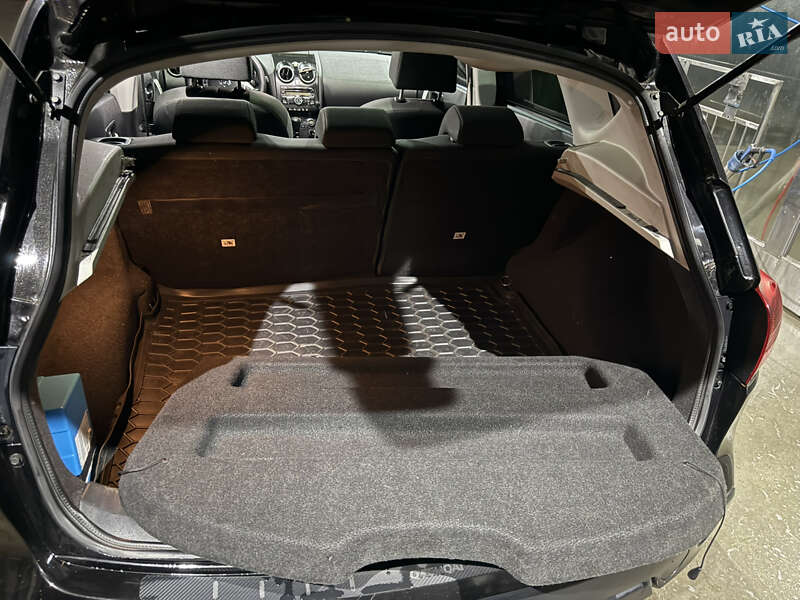 Внедорожник / Кроссовер Nissan Qashqai 2008 в Ужгороде