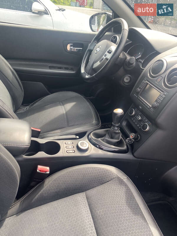 Внедорожник / Кроссовер Nissan Qashqai 2013 в Шептицькому