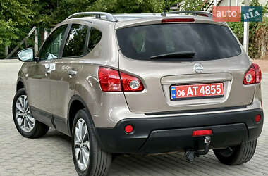 Внедорожник / Кроссовер Nissan Qashqai 2010 в 