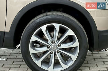 Внедорожник / Кроссовер Nissan Qashqai 2010 в 
