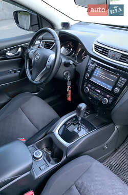 Внедорожник / Кроссовер Nissan Qashqai 2015 в Киеве