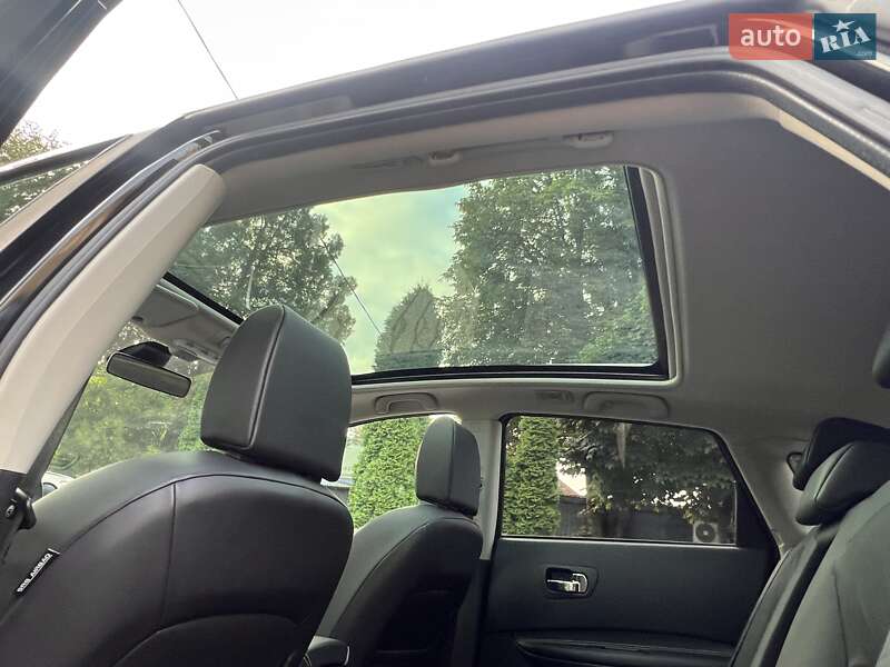 Внедорожник / Кроссовер Nissan Qashqai 2010 в Черновцах