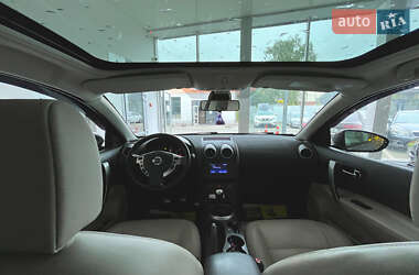 Внедорожник / Кроссовер Nissan Qashqai 2010 в 