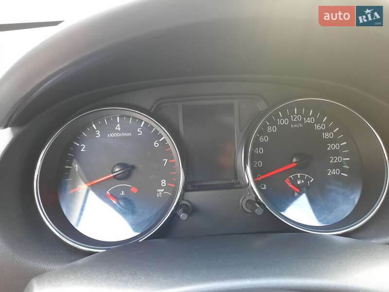 Внедорожник / Кроссовер Nissan Qashqai 2011 в Полтаве фото 49 Внедорожник / Кроссовер Nissan Qashqai 2011 в Полтаве