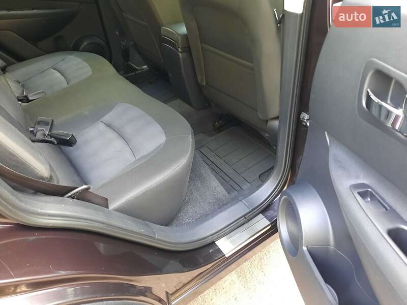 Внедорожник / Кроссовер Nissan Qashqai 2011 в Полтаве фото 84 Внедорожник / Кроссовер Nissan Qashqai 2011 в Полтаве