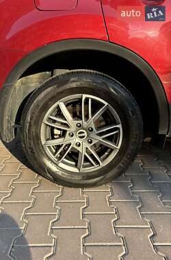 Внедорожник / Кроссовер Nissan Qashqai 2012 в 