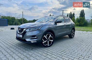 Позашляховик / Кросовер Nissan Qashqai 2017 в Кам'янець-Подільському
