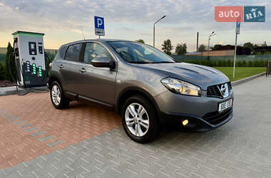 Позашляховик / Кросовер Nissan Qashqai 2010 в Вінниці