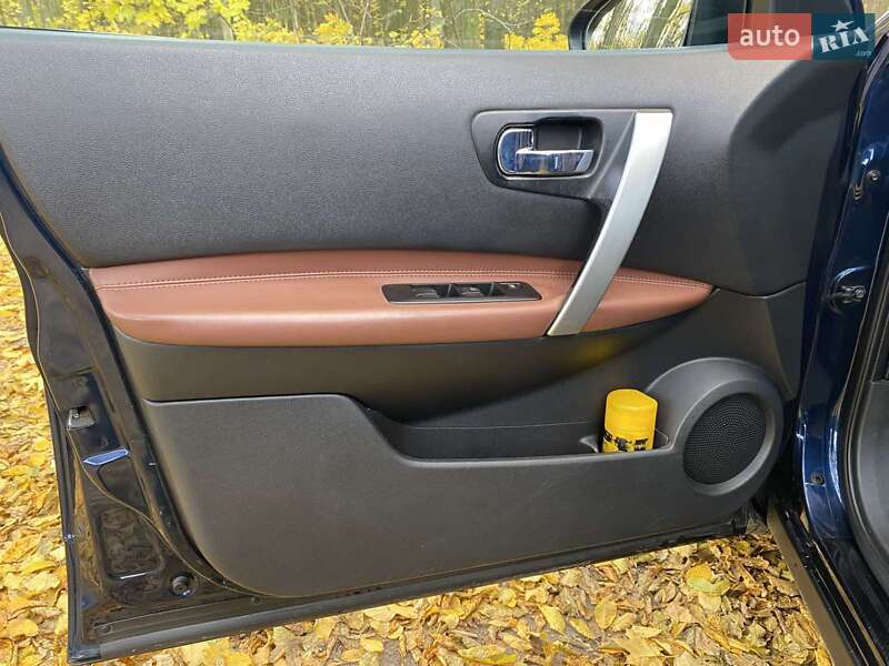 Внедорожник / Кроссовер Nissan Qashqai 2008 в Первомайске