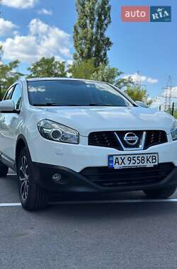 Позашляховик / Кросовер Nissan Qashqai 2013 в Харкові