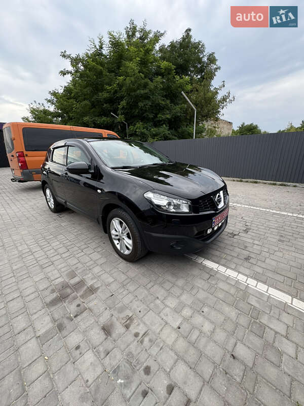 Внедорожник / Кроссовер Nissan Qashqai 2011 в Ровно