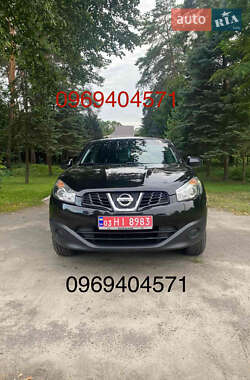 Внедорожник / Кроссовер Nissan Qashqai 2010 в Дубно