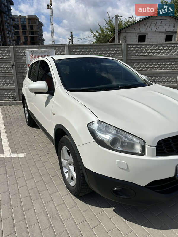 Внедорожник / Кроссовер Nissan Qashqai 2013 в Виннице