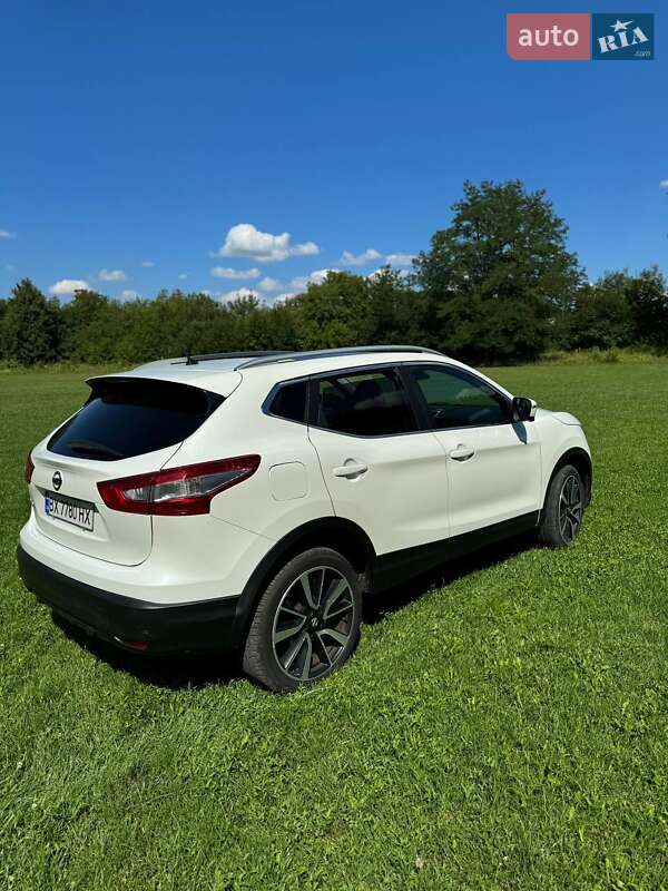 Позашляховик / Кросовер Nissan Qashqai 2015 в Хмельницькому