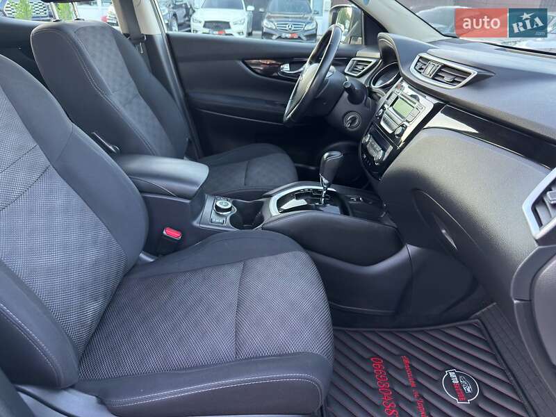 Внедорожник / Кроссовер Nissan Qashqai 2017 в Харькове