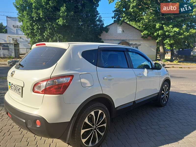 Внедорожник / Кроссовер Nissan Qashqai 2012 в Днепре