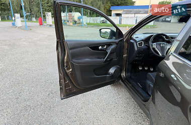 Внедорожник / Кроссовер Nissan Qashqai 2014 в 