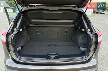 Внедорожник / Кроссовер Nissan Qashqai 2014 в 