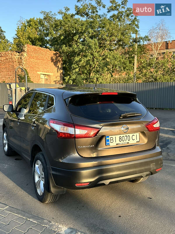 Внедорожник / Кроссовер Nissan Qashqai 2017 в Полтаве