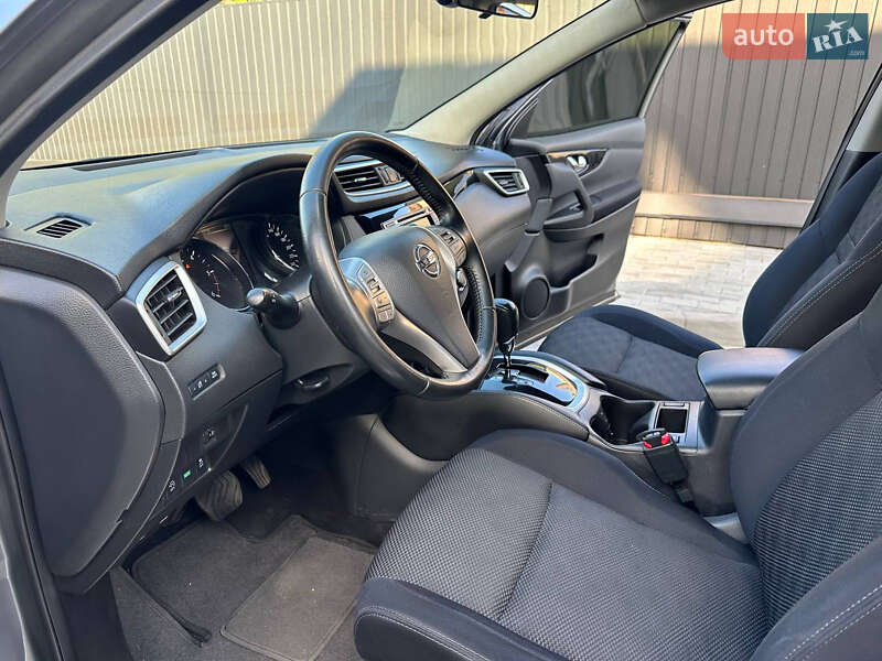 Внедорожник / Кроссовер Nissan Qashqai 2017 в Днепре