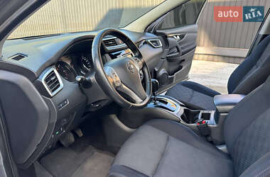 Позашляховик / Кросовер Nissan Qashqai 2017 в 