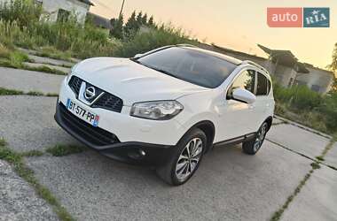 Внедорожник / Кроссовер Nissan Qashqai 2011 в Надворной