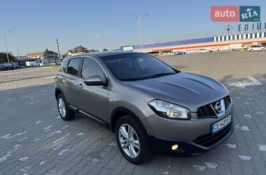 Внедорожник / Кроссовер Nissan Qashqai 2011 в Черновцах