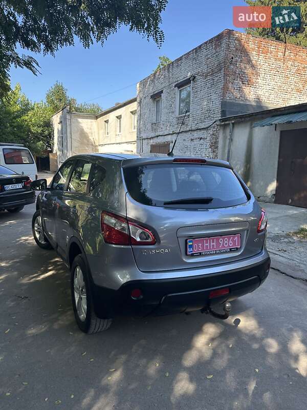 Внедорожник / Кроссовер Nissan Qashqai 2011 в Львове