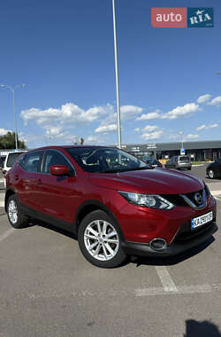 Внедорожник / Кроссовер Nissan Qashqai 2016 в Киеве