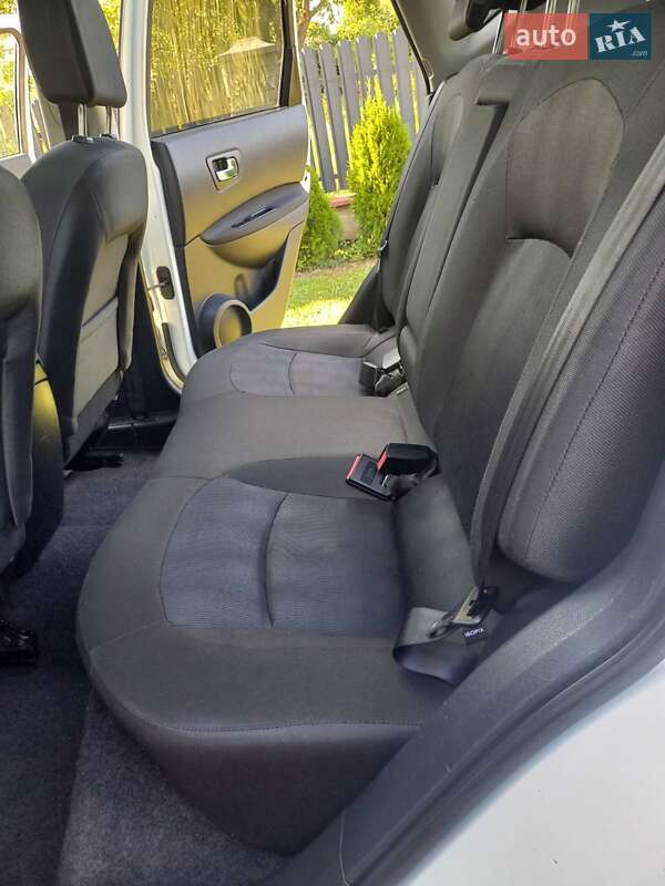 Позашляховик / Кросовер Nissan Qashqai 2012 в Долині фото 2 Позашляховик / Кросовер Nissan Qashqai 2012 в Долині