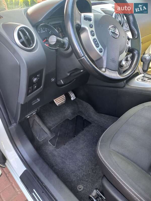 Позашляховик / Кросовер Nissan Qashqai 2012 в Долині фото 5 Позашляховик / Кросовер Nissan Qashqai 2012 в Долині
