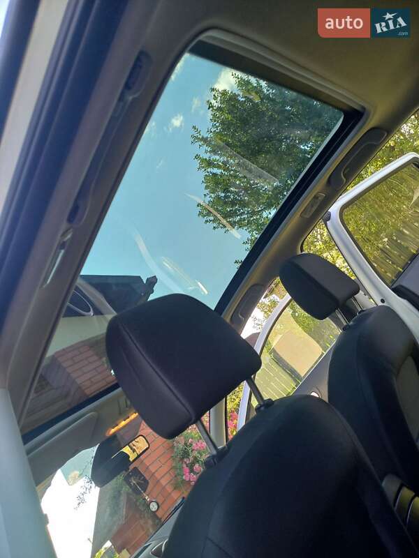 Позашляховик / Кросовер Nissan Qashqai 2012 в Долині фото 8 Позашляховик / Кросовер Nissan Qashqai 2012 в Долині