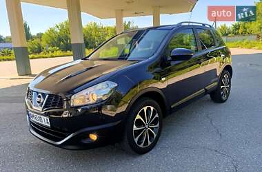 Позашляховик / Кросовер Nissan Qashqai 2011 в Житомирі