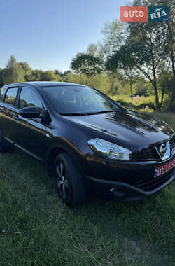 Внедорожник / Кроссовер Nissan Qashqai 2011 в Умани