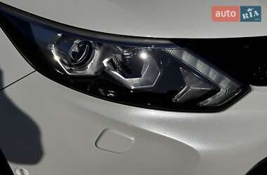 Позашляховик / Кросовер Nissan Qashqai 2017 в Вінниці