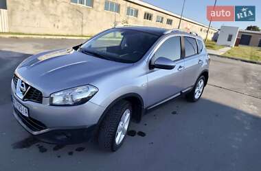 Позашляховик / Кросовер Nissan Qashqai 2012 в Ізяславі