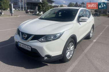Внедорожник / Кроссовер Nissan Qashqai 2017 в Киеве