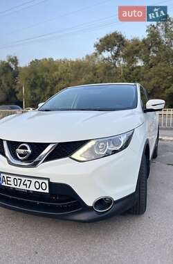 Внедорожник / Кроссовер Nissan Qashqai 2016 в Днепре