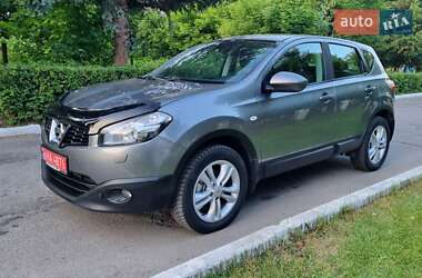 Внедорожник / Кроссовер Nissan Qashqai 2012 в Дубно